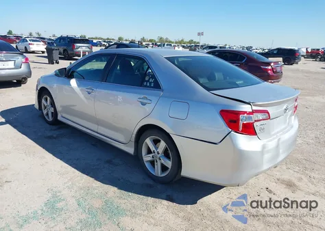 2012 Toyota Camry Se z USA, uszkodzony, nr VIN 4T1BF1FK4CU610658